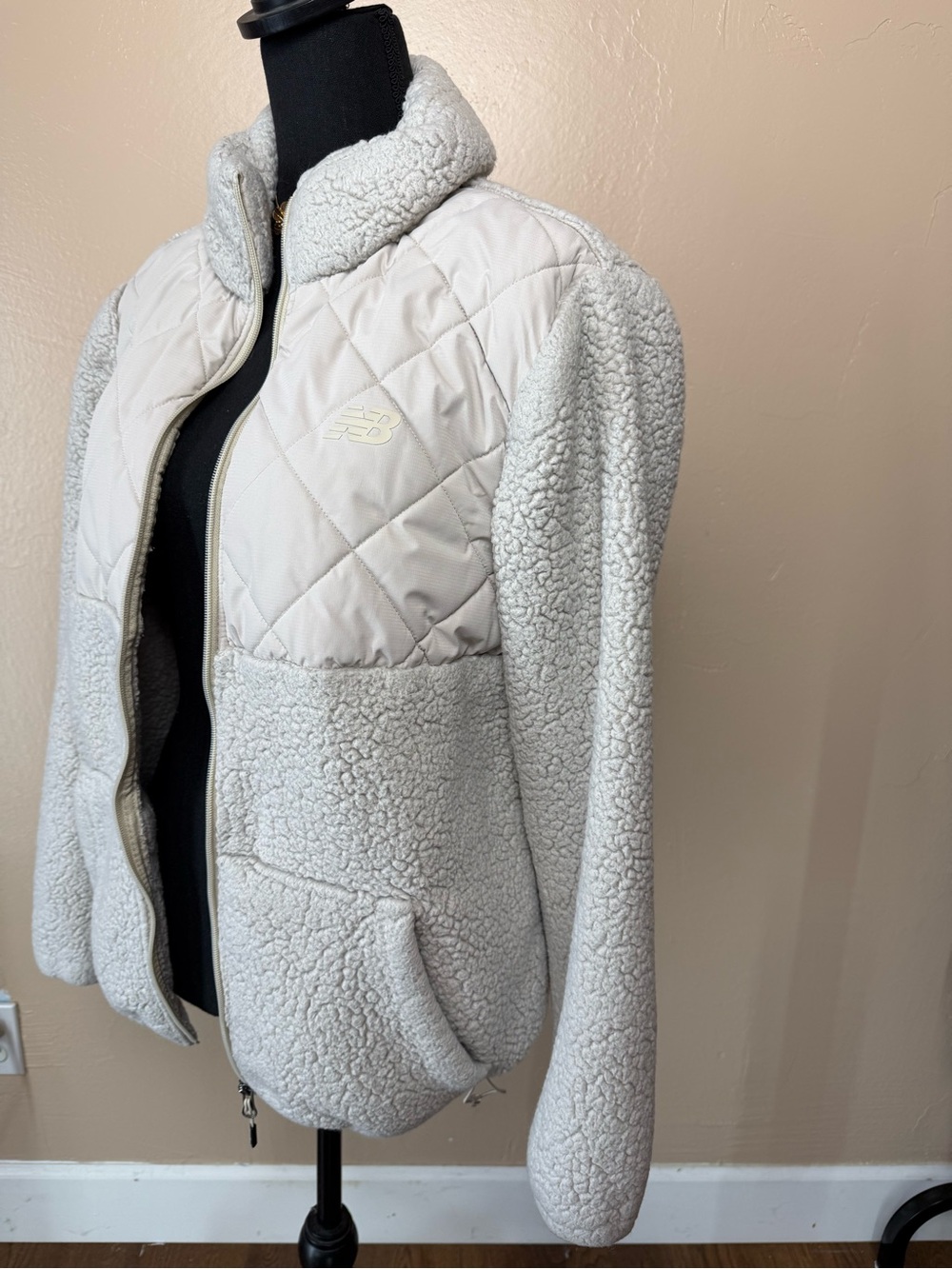 New Balance Sherpa Quilted Full Zip Jacket Teddy Jacket Gray Medium